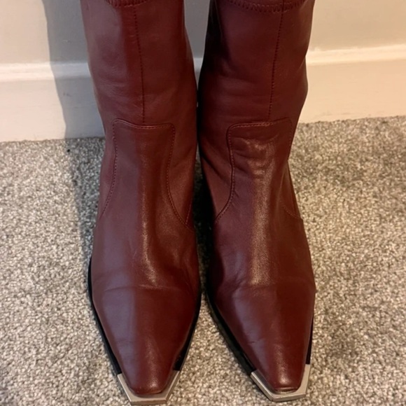 Zara Maroon Heeled Boots - Picture 2 of 4